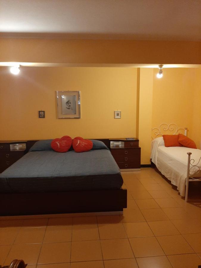 Lomarchi Holiday Home Carini Extérieur photo