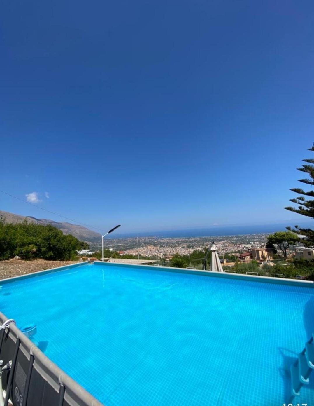 Lomarchi Holiday Home Carini Extérieur photo