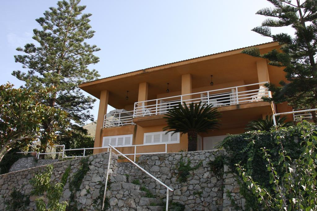 Lomarchi Holiday Home Carini Extérieur photo